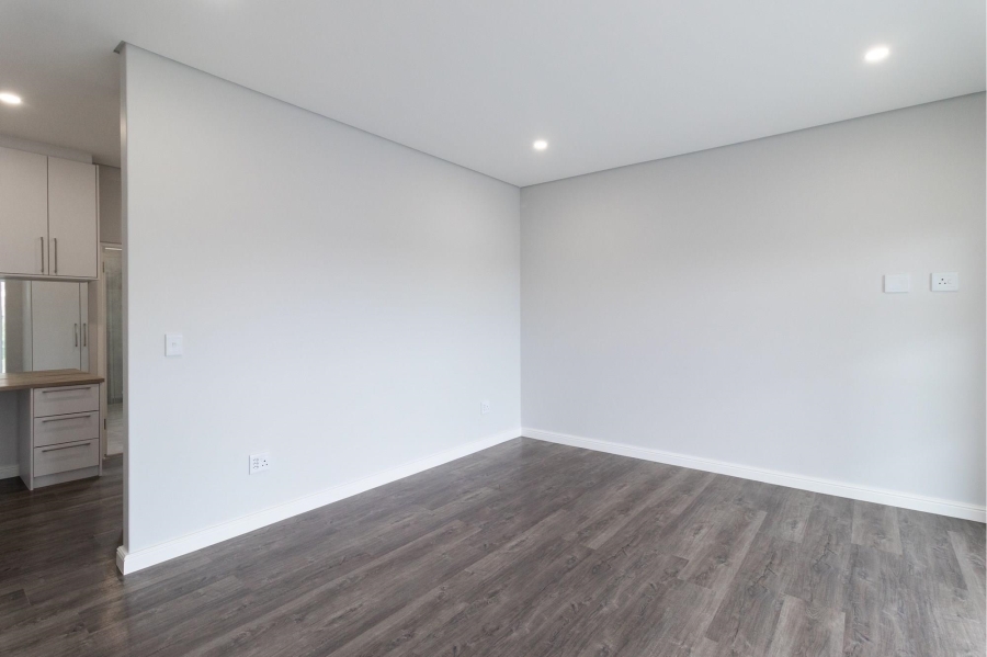 4 Bedroom Property for Sale in Flamingo Vlei Western Cape